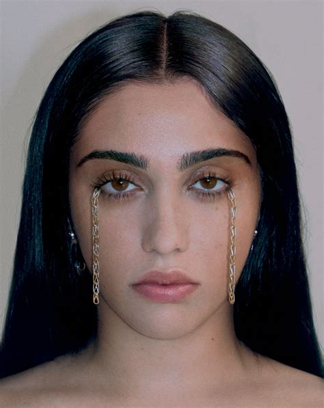 lourdes nude|Madonna’s daughter Lourdes Leon strips off for racy photo shoot